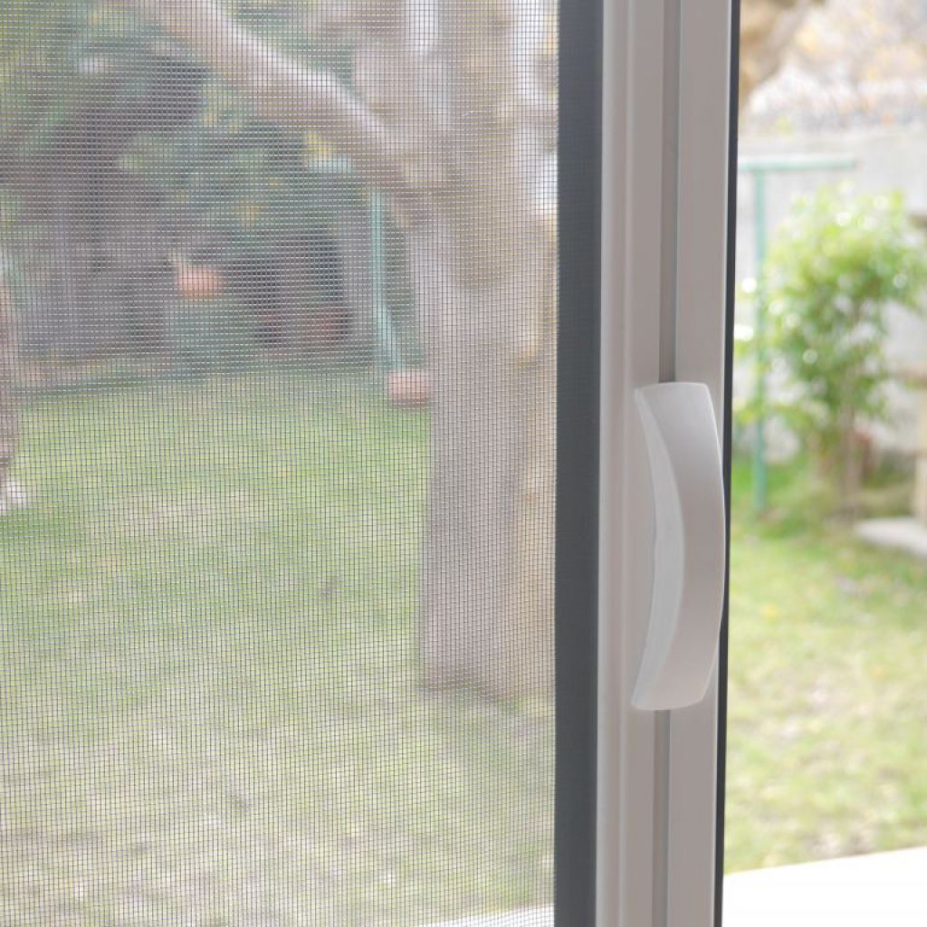 Moustiquaire latérale sur mesure