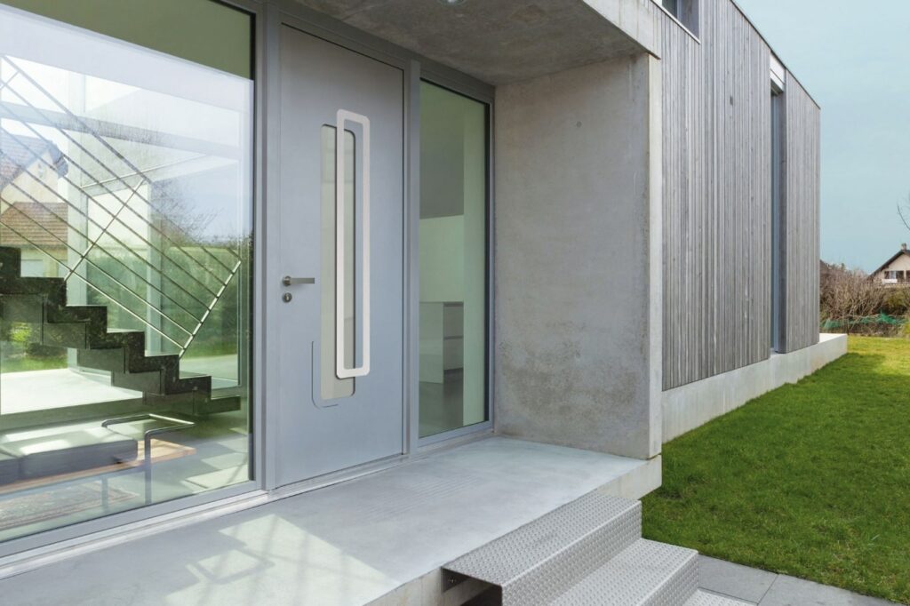 Porte aluminium teinte claire