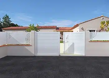 Portail battant aluminium Signature Times